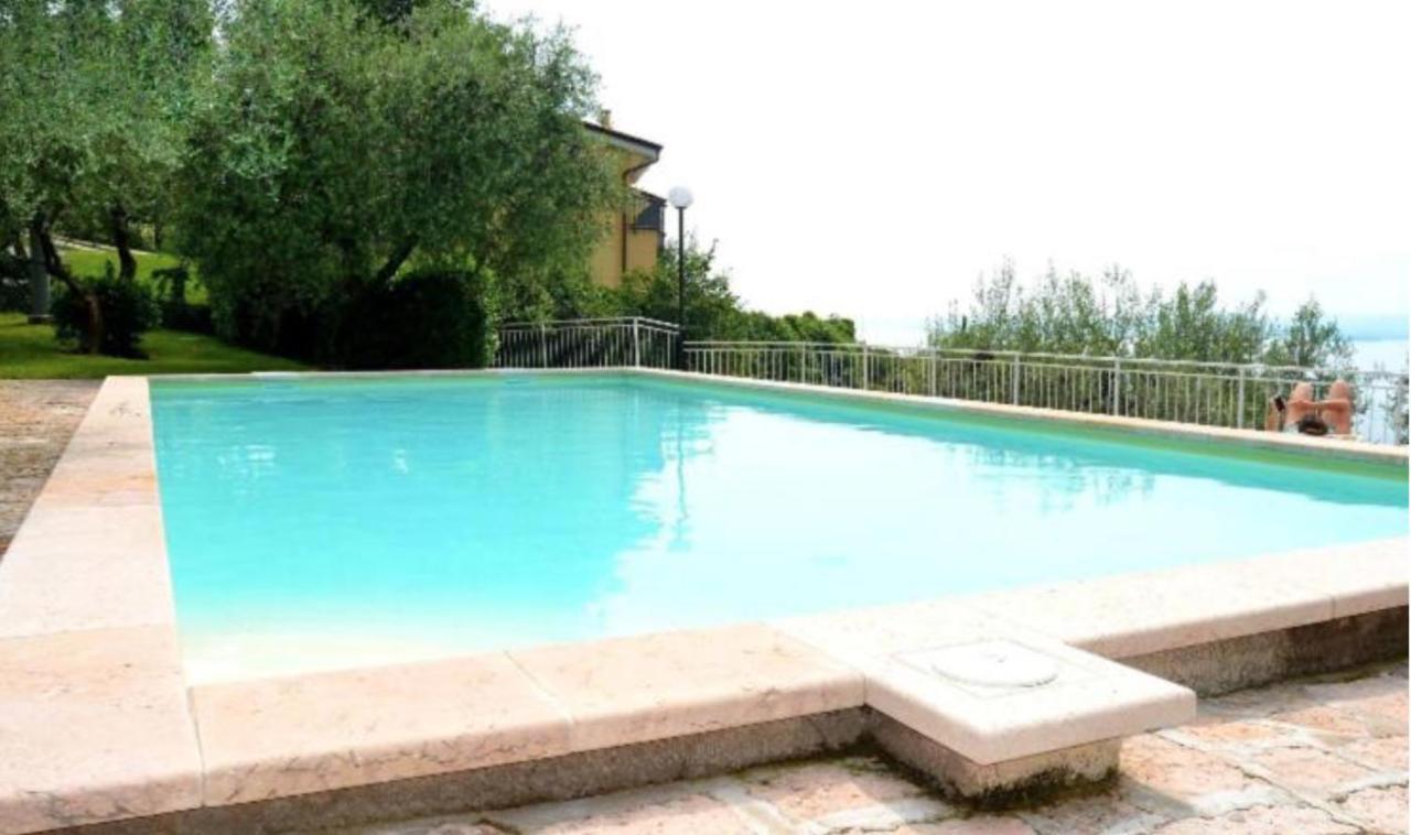 Maison Balù Apartments Torri Del Benaco Extérieur photo
