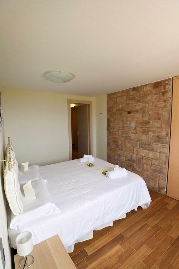 Maison Balù Apartments Torri Del Benaco Extérieur photo